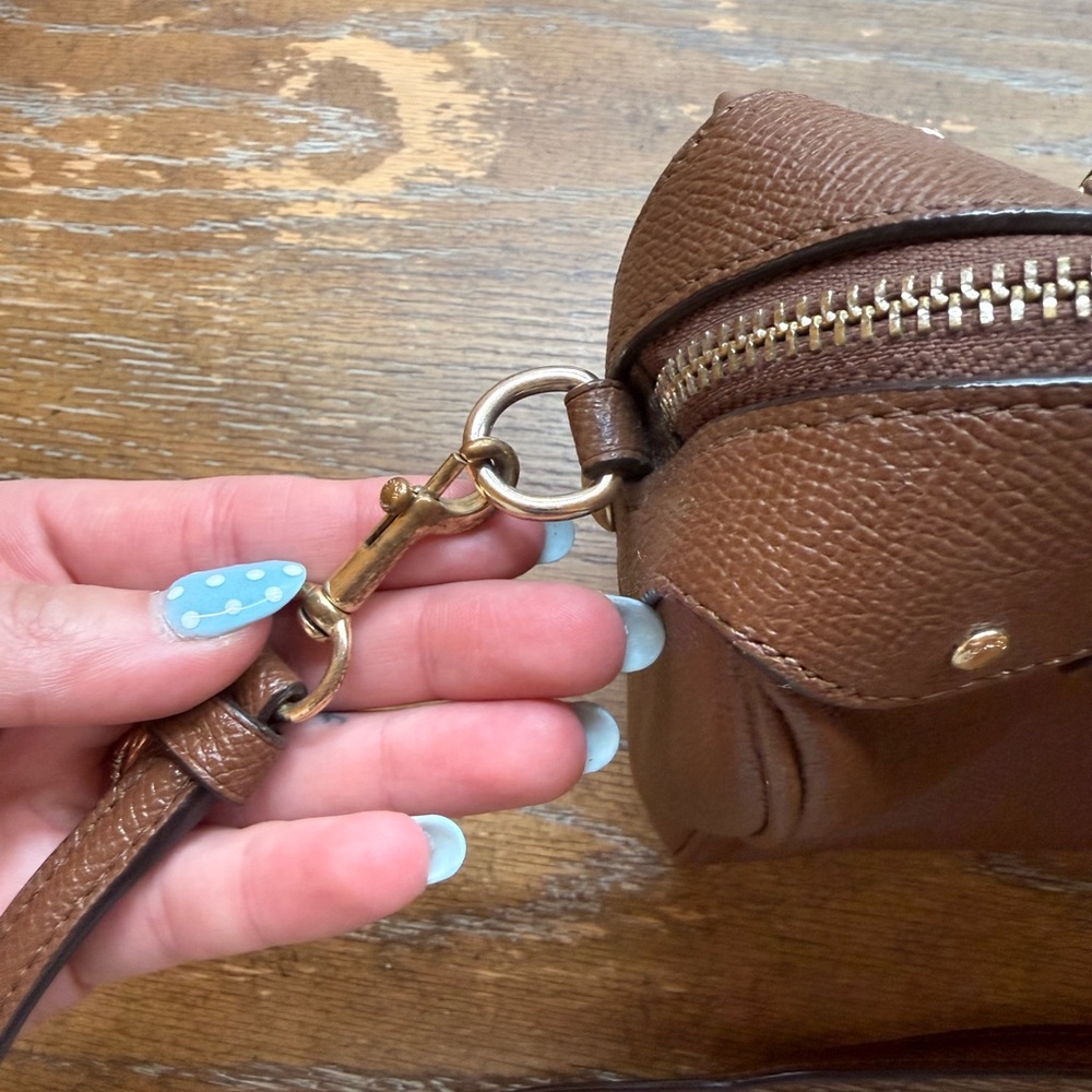 Coach Pebbled Leather Satchel in Warm Brown with Gold Hardware - Picture 5 of 6